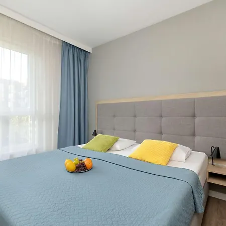 Bel Mare C104 Nowoczesny Z Ogrodem I Tarasem By Renters Apartment Misdroy